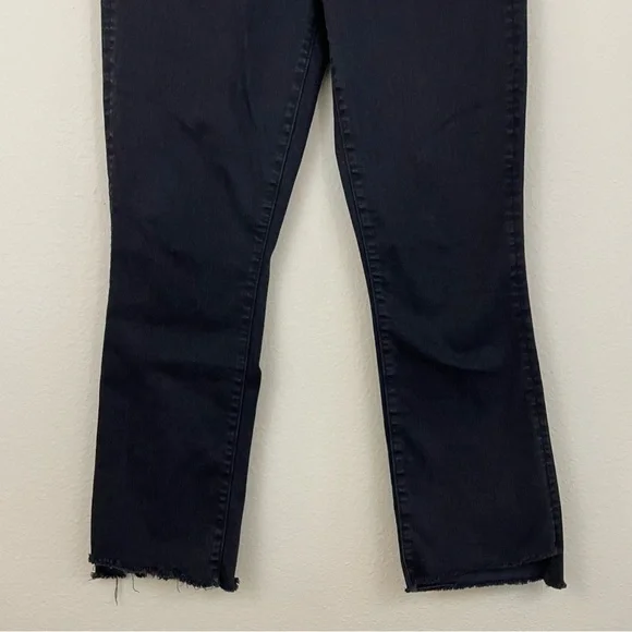 MOTHER The Insider Crop Step Fray Jeans in Not Guilty Size 29 - Picture 6 of 15